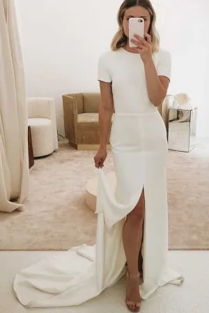 2021 Sheath Wedding Dresses with Sleeves
