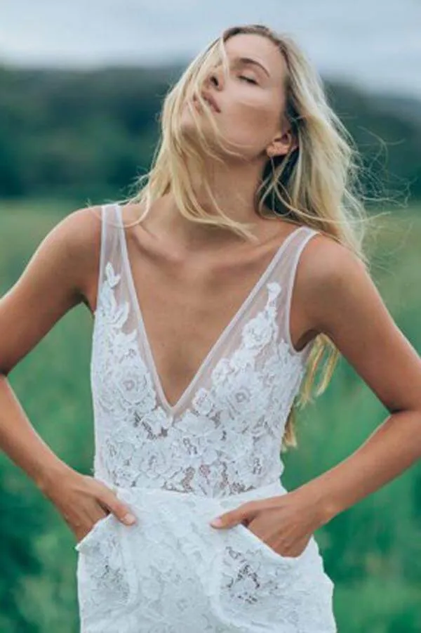 Beautiful Lace Sheath V Neck Wedding Dress, Bridal Dress With Train, MW528