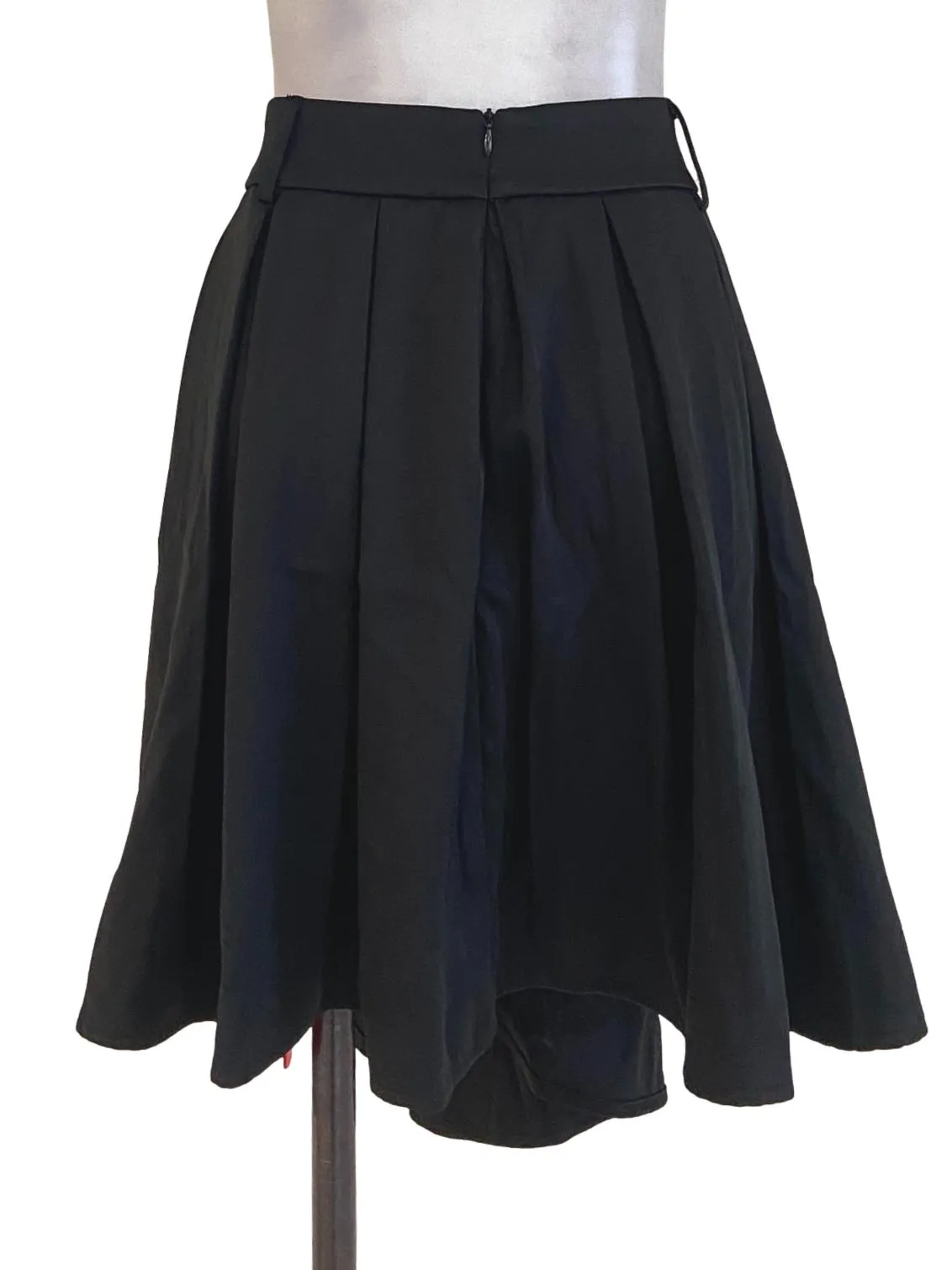 Black Knife Pleated Skirt