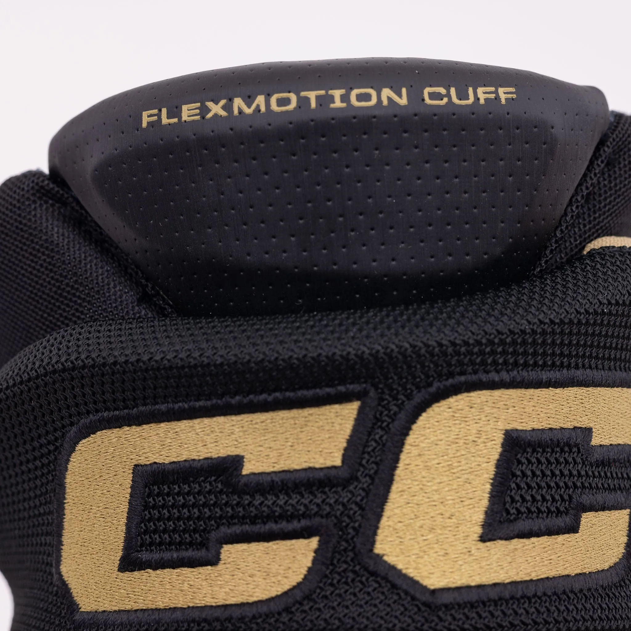 CCM Tacks AS-V Pro Senior Hockey Gloves