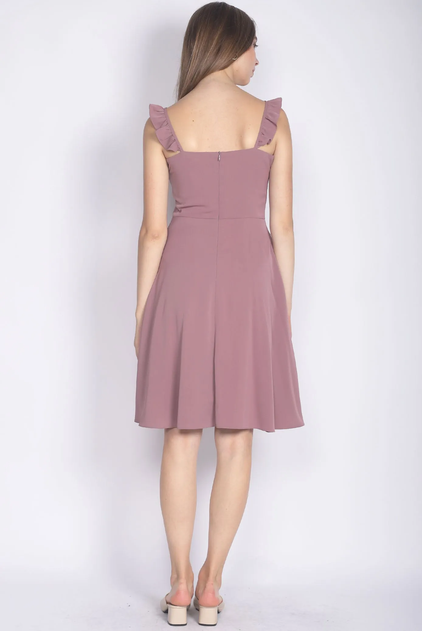 Frey Ruffle Strap Buttons Down Dress In Mauve