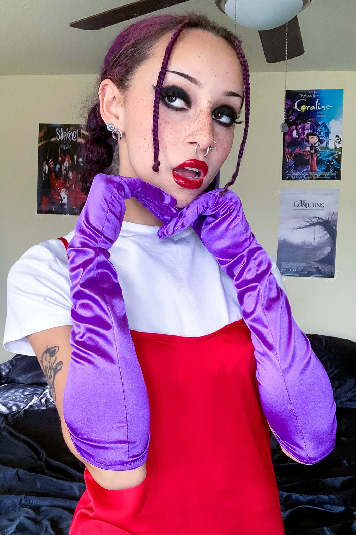 Grape Viral Satin Gloves