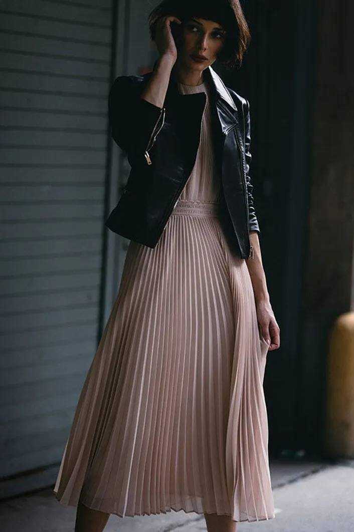 Lady Exquisite Pleated Sleeveless Vest High Waist Mid Dress