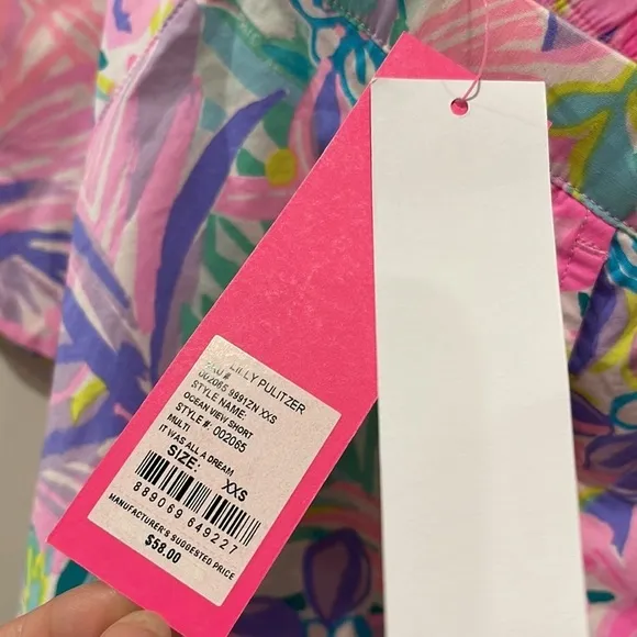 Lilly Pulitzer Ocean View shorts. Style # 002075 Size XXS.