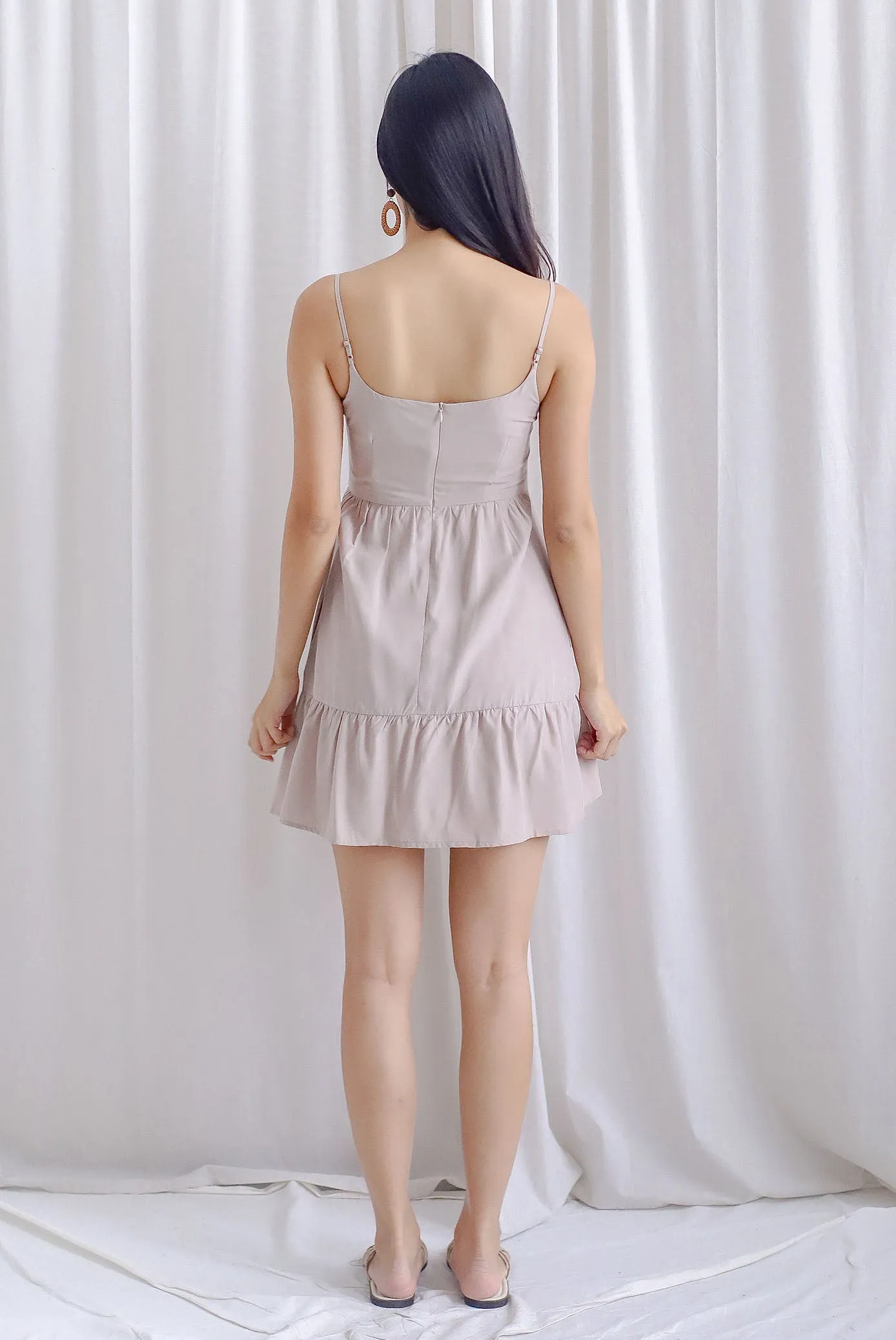 Melinda Spag Tier Romper Dress In Taupe