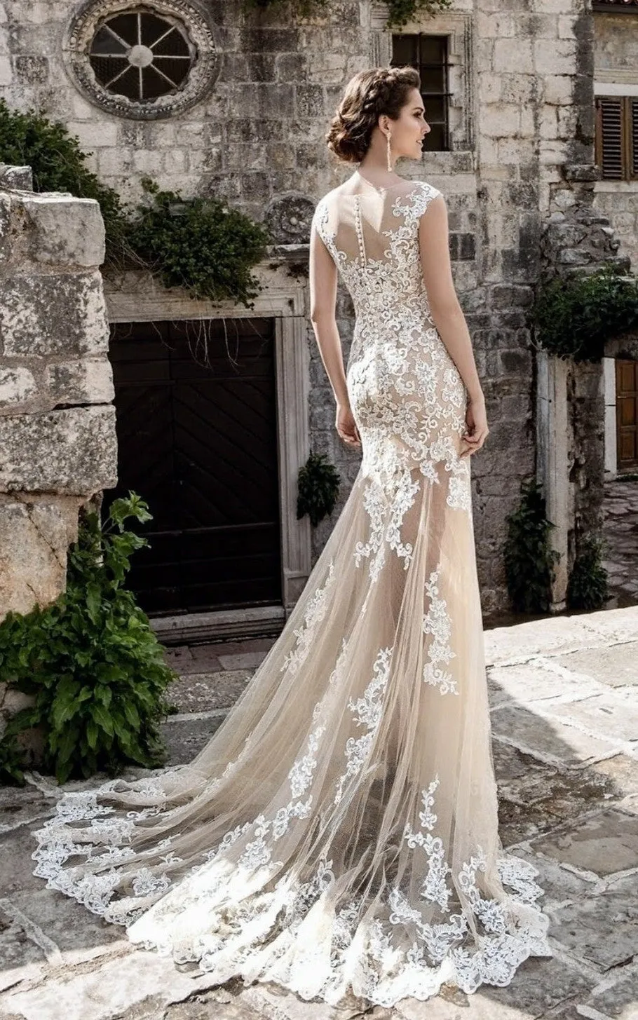 Mermaid Lace Tulle Sleeveless Wedding Dress with Removable Skirt Country Garden Bateau Modest Elegant Romantic-716822