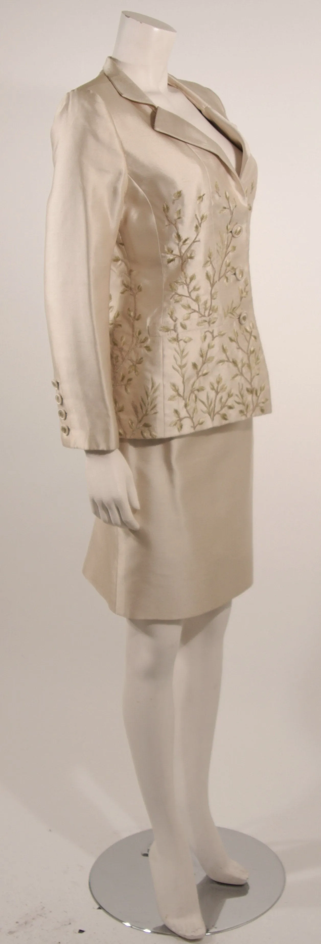 OSCAR DE LA RENTA Champagne Silk with Sage Embroidery Skirt Suit Size 10