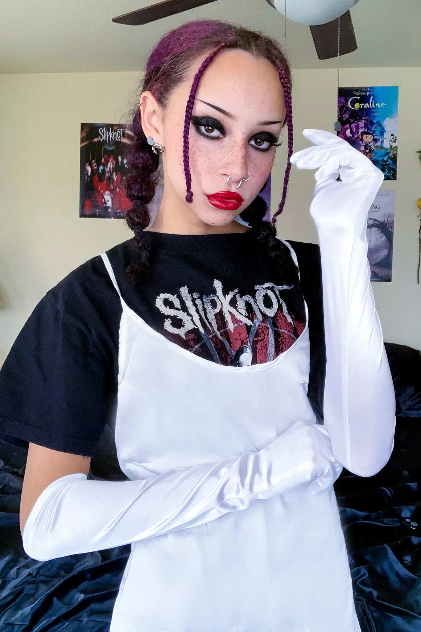 Pure Viral Satin Gloves