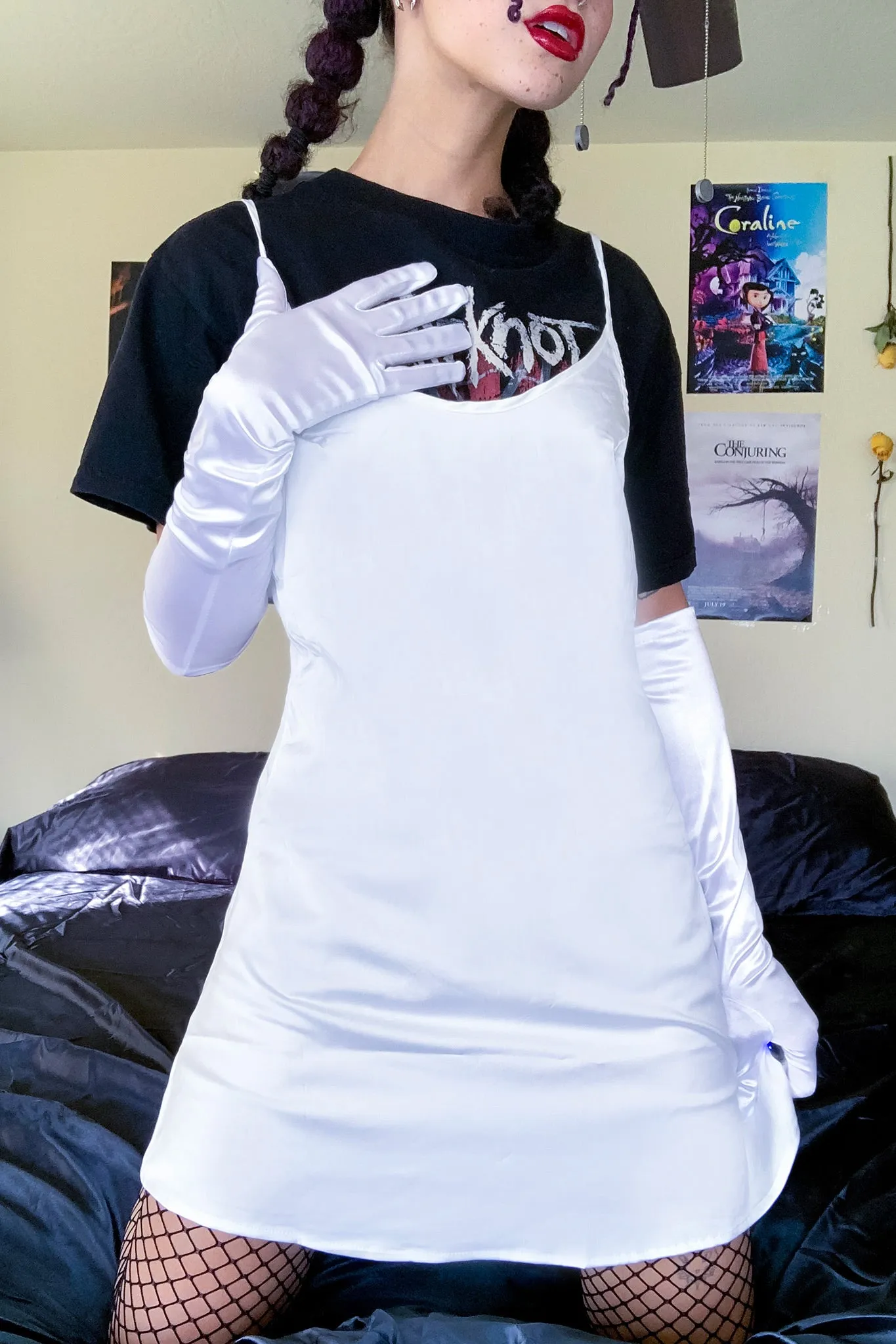 Pure Viral Satin Gloves