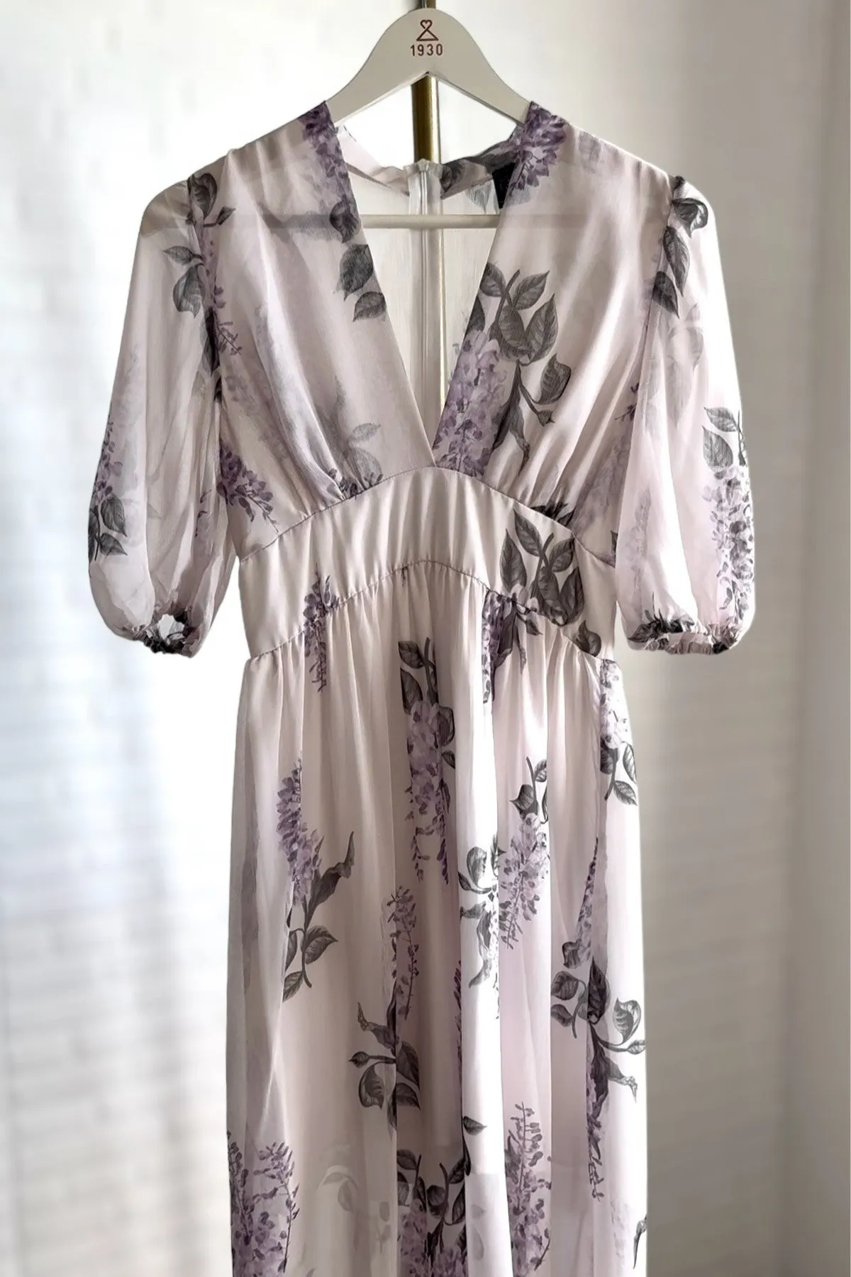 SUSIE Floral V-neck Midi Dress (Lavender)
