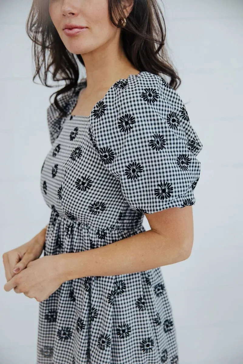The Manhatten in Sunflower Gingham