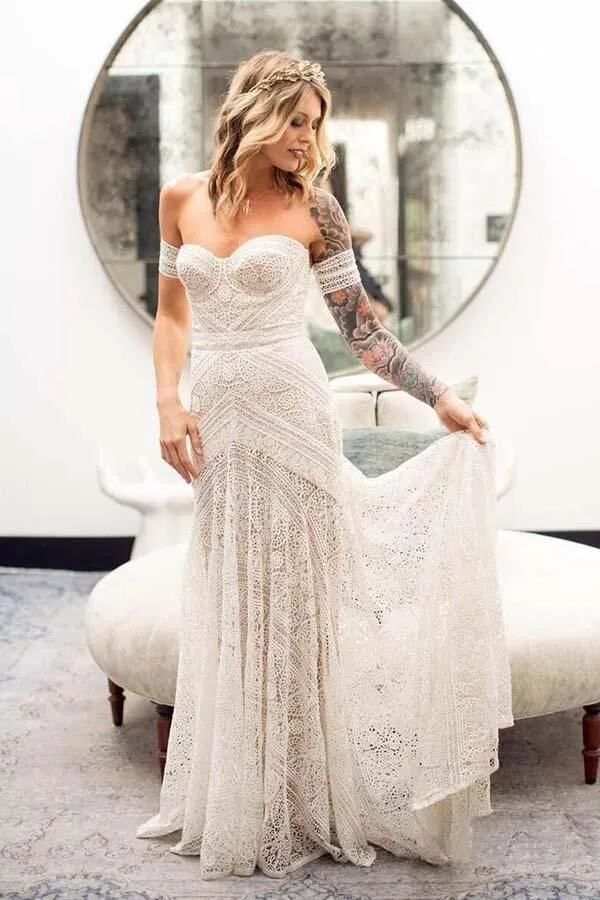 Unique Lace Sheath Wedding Gown with Strapless Neckline
