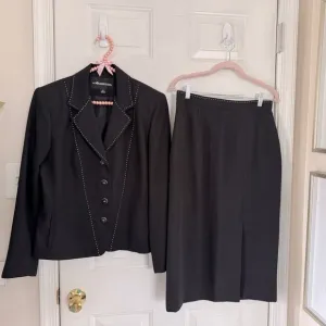 VTG Sag Harbor Suits Black White Stitch Trim Skirt Suit Size 10