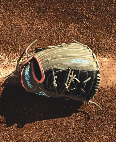 Wilson Fall 2024 Monica Abbott A2000® MA14SS 12.25" Fastpitch Glove