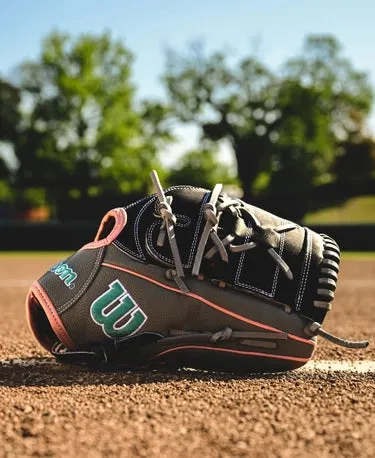 Wilson Fall 2024 Monica Abbott A2000® MA14SS 12.25" Fastpitch Glove