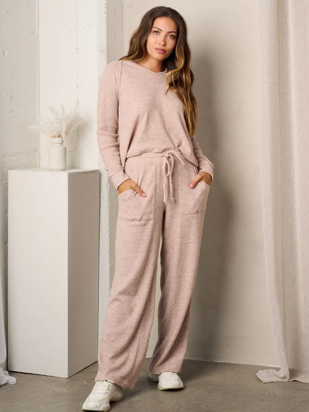 WOMEN'S LONG SLEEVE HOODED TOP & POCKETS WIDE LEG PANTS SET